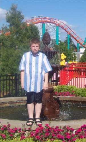 Corbin at a fountain