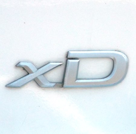 the letters xd on a vehicle