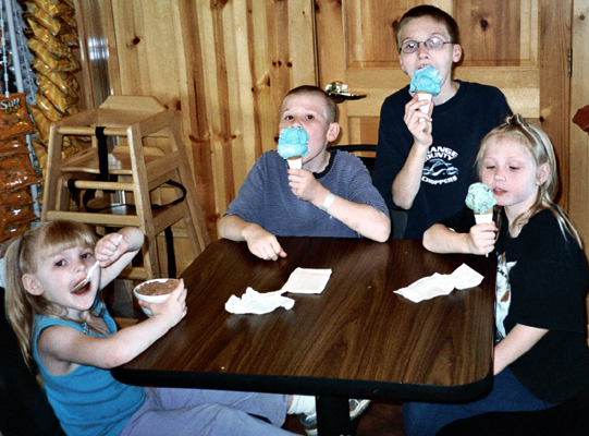 Rosa, Caleb, Corbin, and Nora eating ice cream